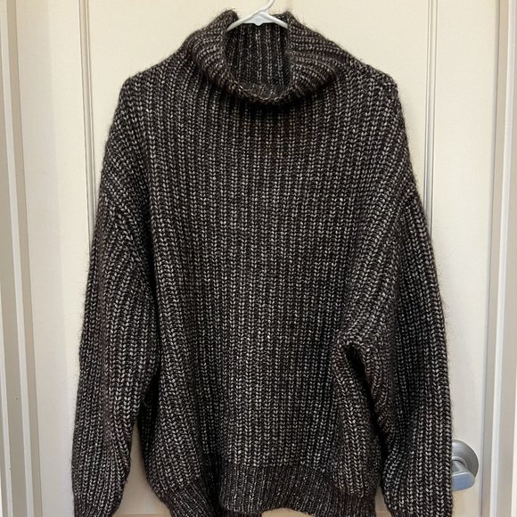 Sweaters - Aritzia Wilfred Brown Montpellier 100% Wool Turtleneck